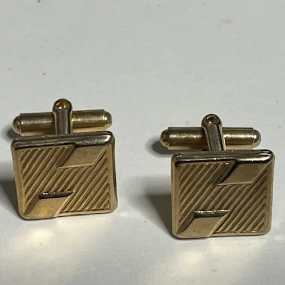 VTG Gold Tone Square Shaped Ribbon Style Cuff Links Retro Gift